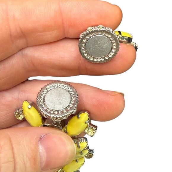 Nordstrom Yellow and Crystal Bracelet - Picture 2 of 5